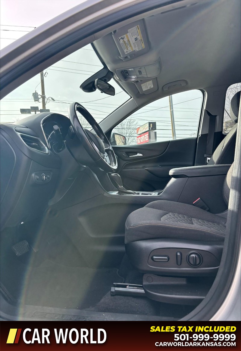 Chevrolet Equinox Vehicle Full-screen Gallery Image 13