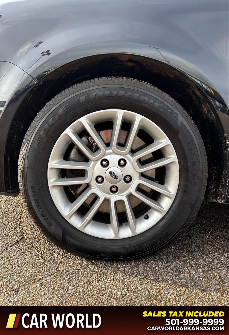 Ford Flex Vehicle Full-screen Gallery Image 11