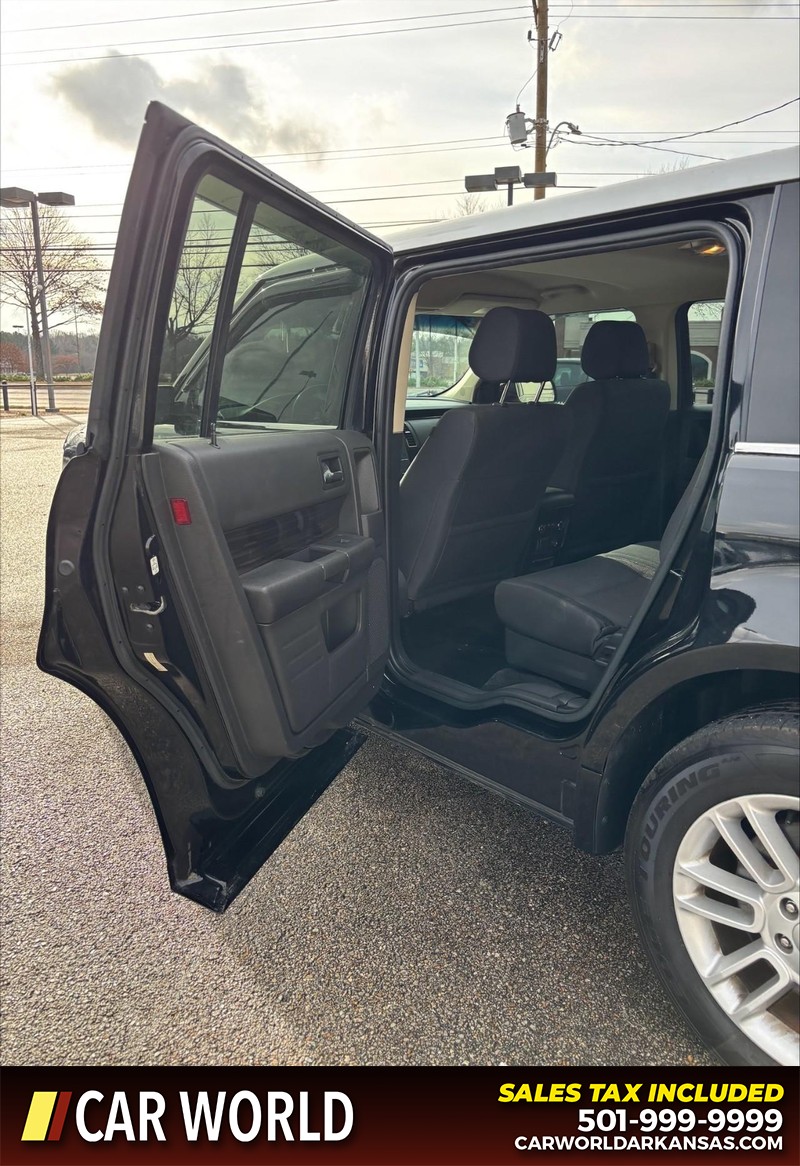 Ford Flex Vehicle Full-screen Gallery Image 14