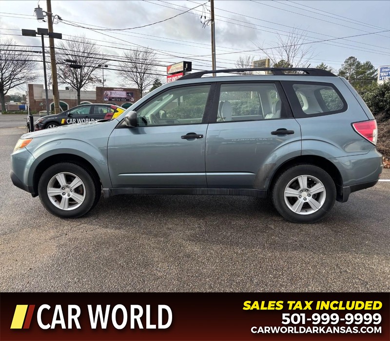 Subaru Forester Vehicle Full-screen Gallery Image 8