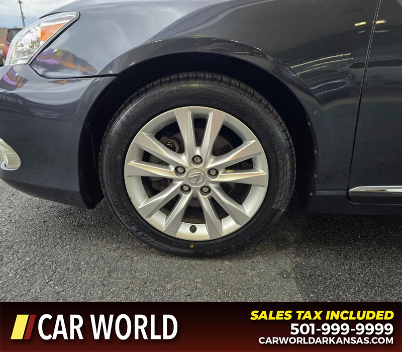 Lexus ES 350 Vehicle Full-screen Gallery Image 7