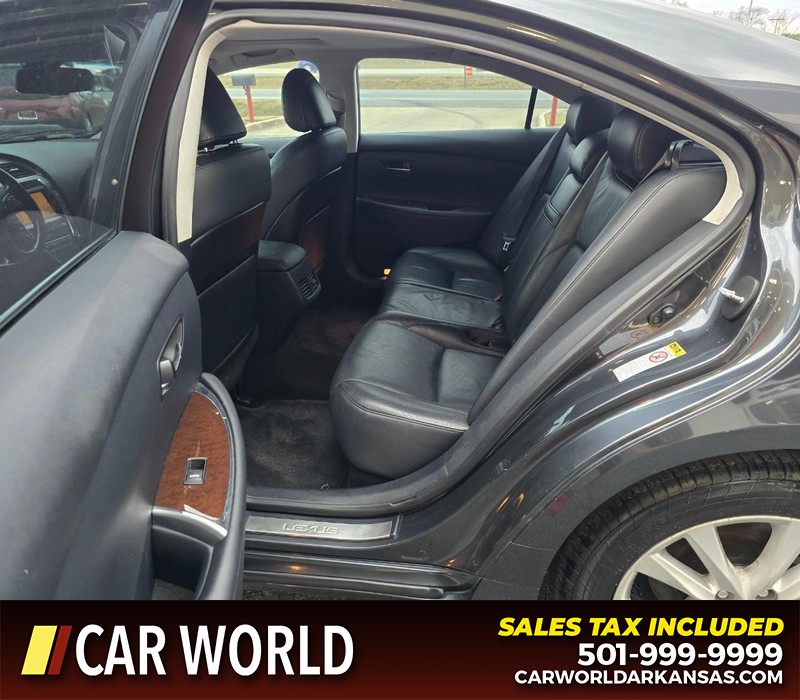 Lexus ES 350 Vehicle Full-screen Gallery Image 11