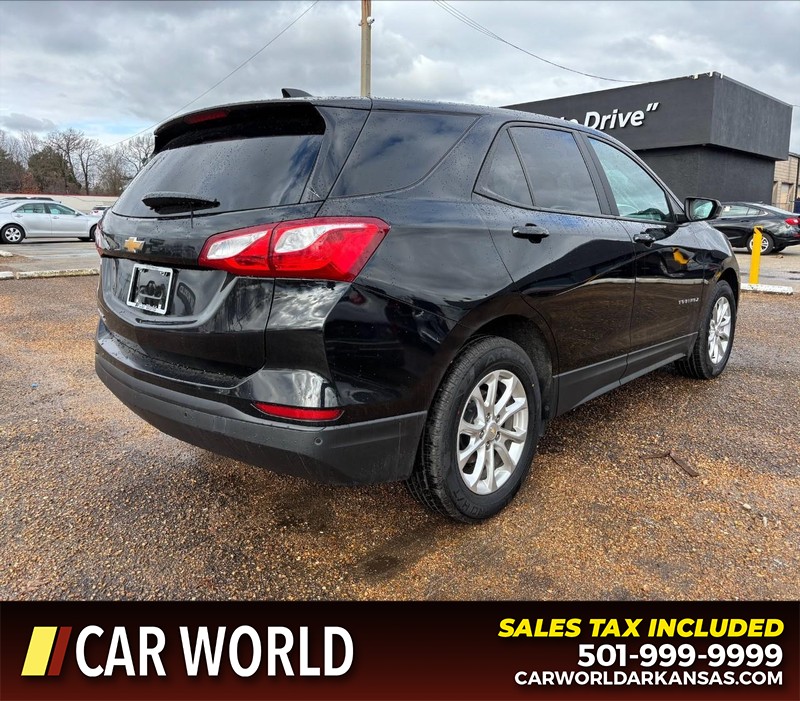 Chevrolet Equinox Vehicle Full-screen Gallery Image 3