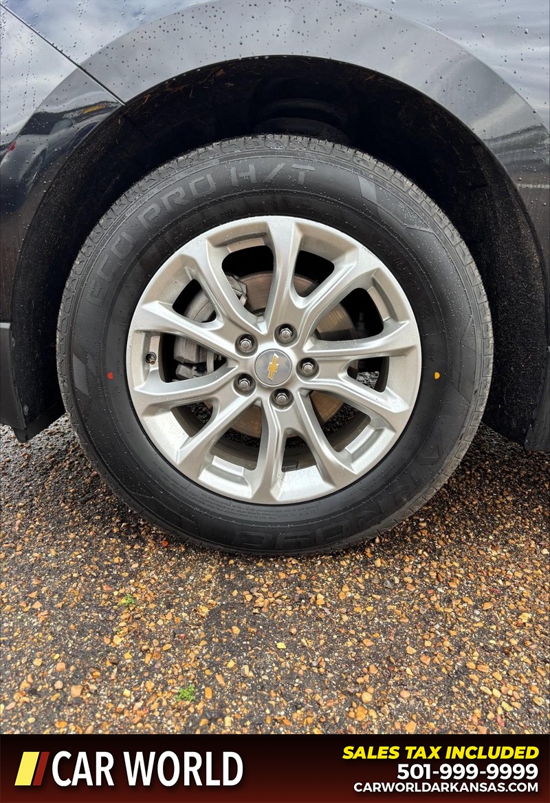 Chevrolet Equinox Vehicle Full-screen Gallery Image 11