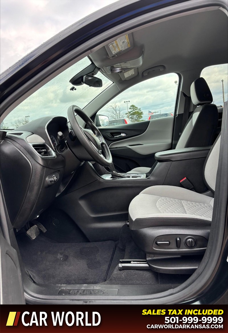 Chevrolet Equinox Vehicle Full-screen Gallery Image 13