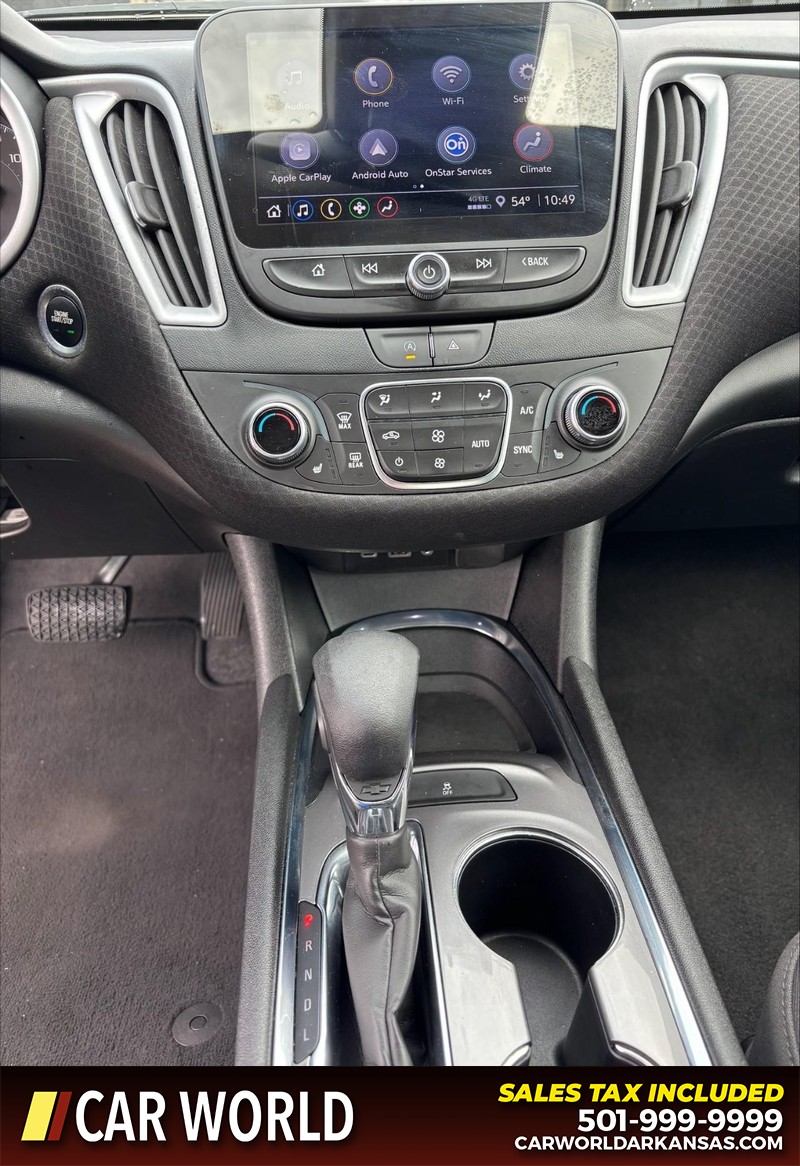 Chevrolet Malibu Vehicle Full-screen Gallery Image 17