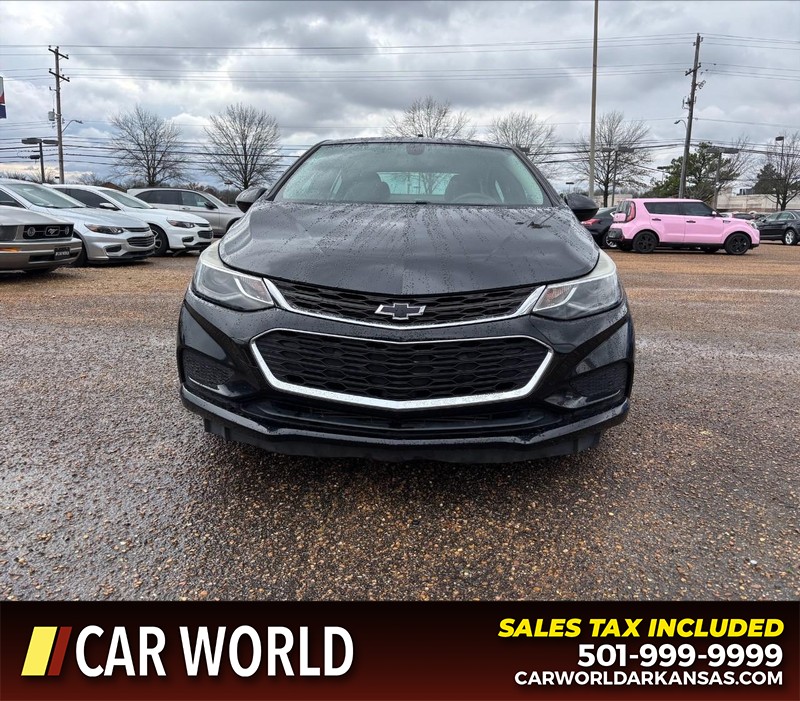 Chevrolet Cruze Vehicle Full-screen Gallery Image 10