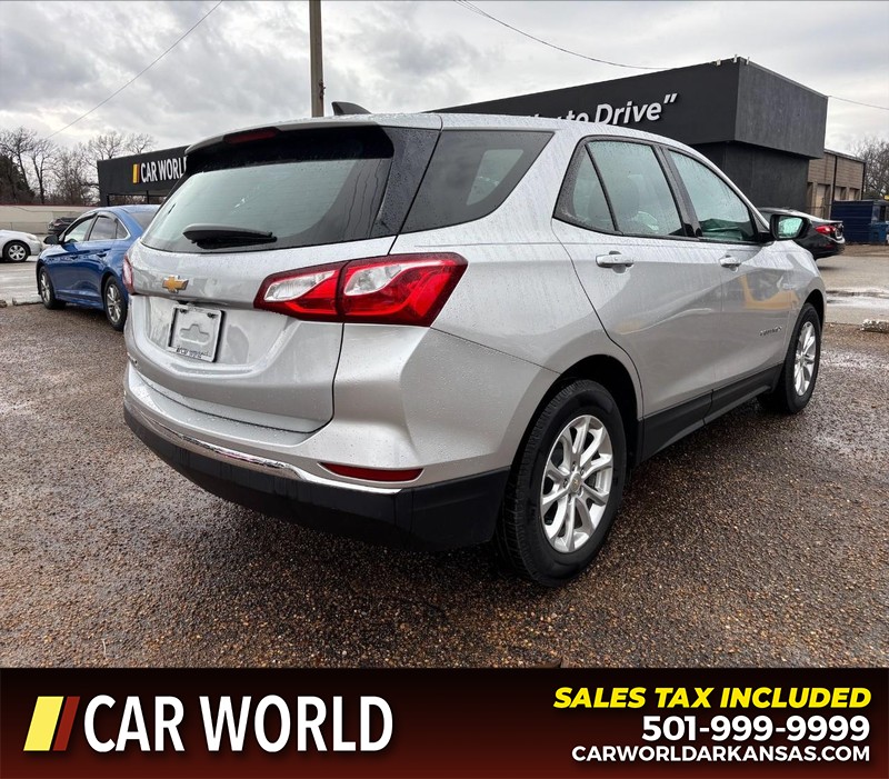 Chevrolet Equinox Vehicle Full-screen Gallery Image 2