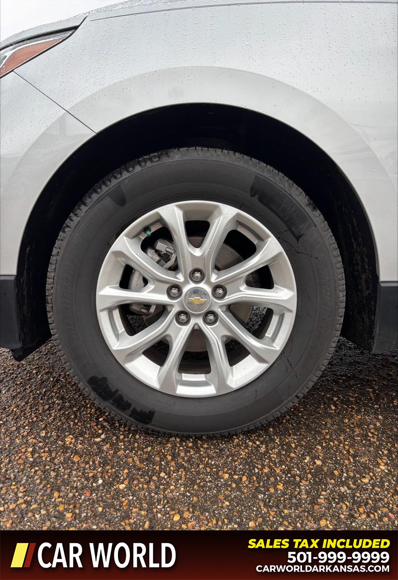 Chevrolet Equinox Vehicle Full-screen Gallery Image 11