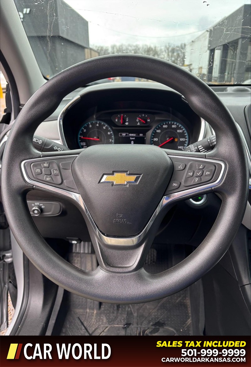 Chevrolet Equinox Vehicle Full-screen Gallery Image 19