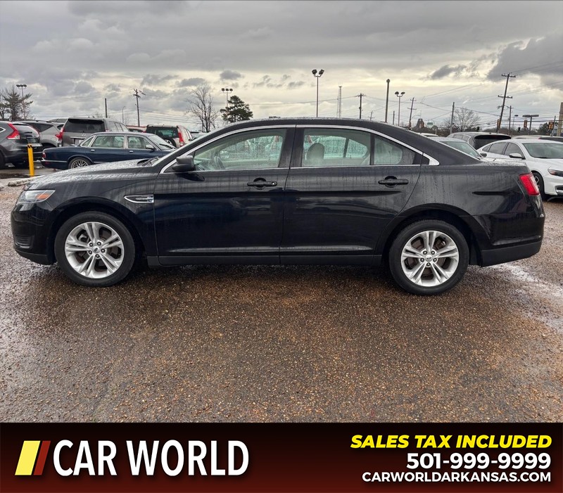 Ford Taurus Vehicle Full-screen Gallery Image 8