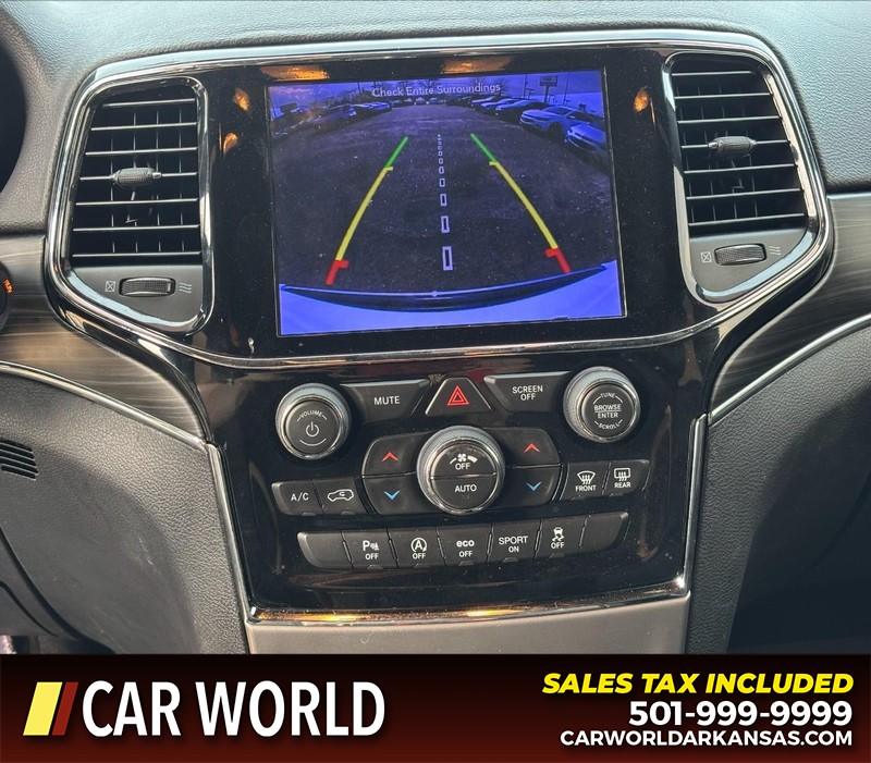 Jeep Grand Cherokee Vehicle Full-screen Gallery Image 20