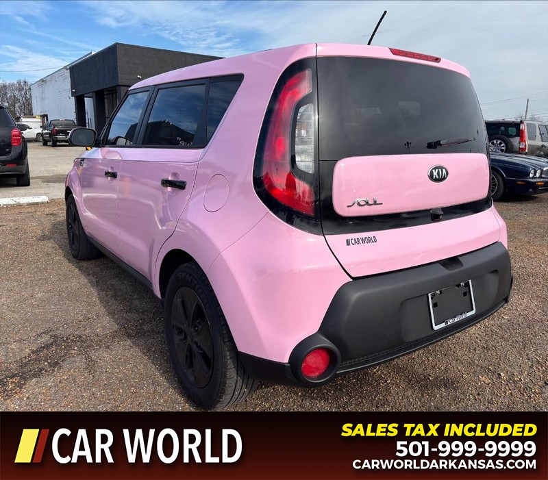 Kia Soul Vehicle Full-screen Gallery Image 7