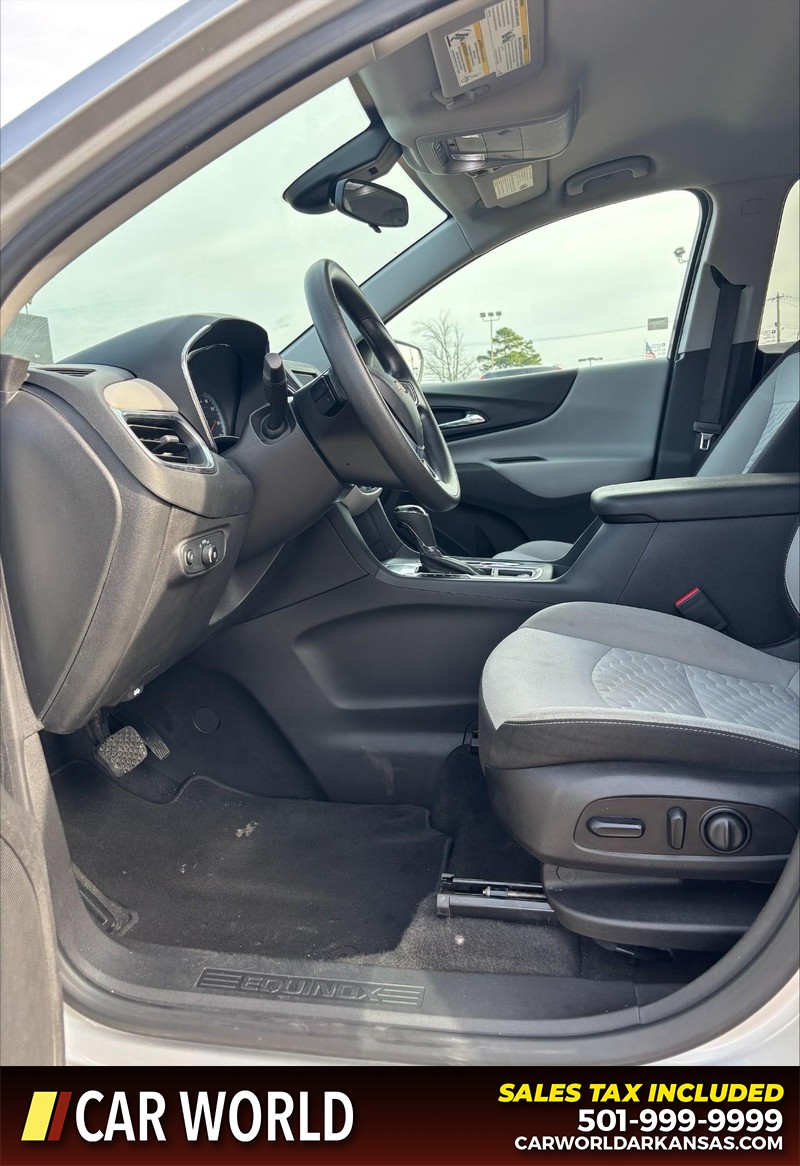 Chevrolet Equinox Vehicle Full-screen Gallery Image 13