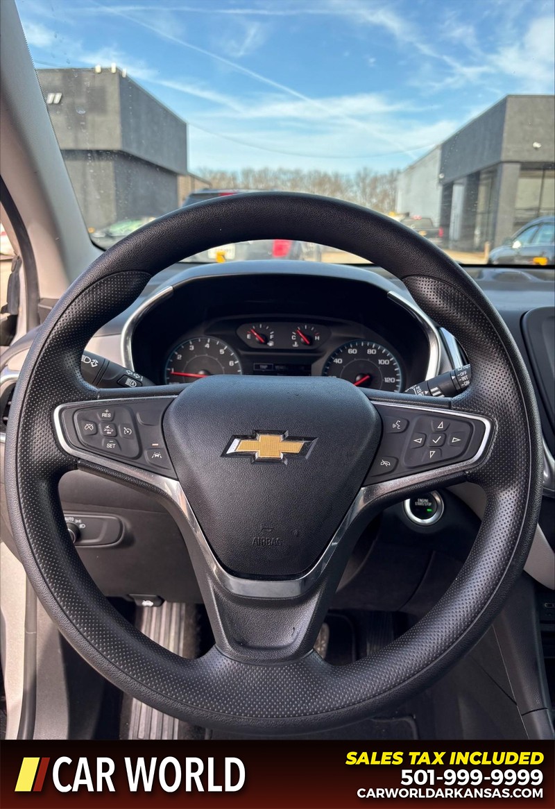 Chevrolet Equinox Vehicle Full-screen Gallery Image 19