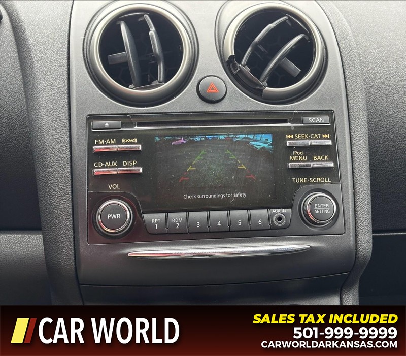 Nissan Rogue Select Vehicle Full-screen Gallery Image 17