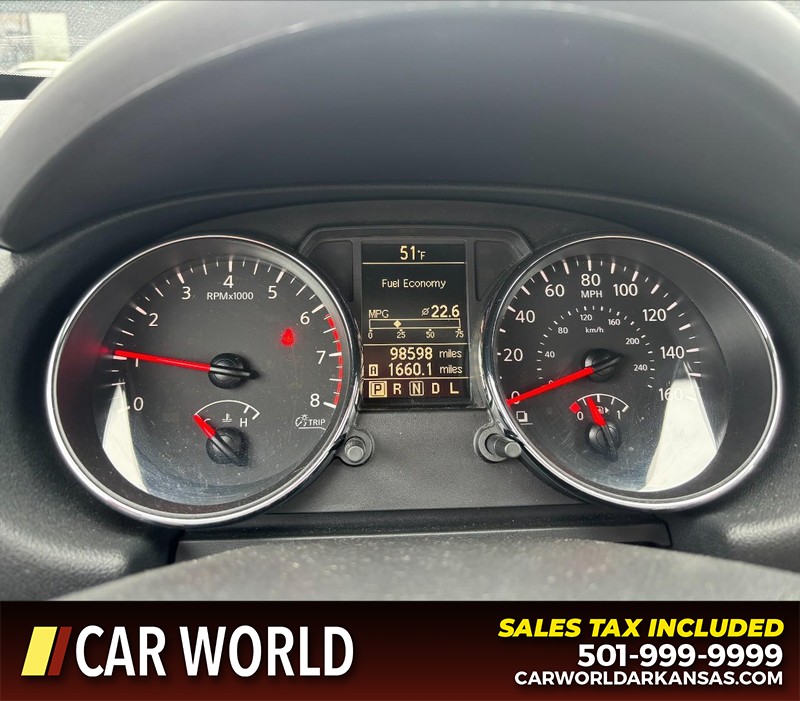 Nissan Rogue Select Vehicle Full-screen Gallery Image 19