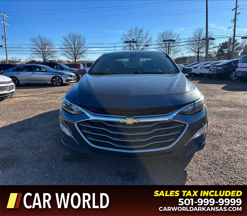 Chevrolet Malibu Vehicle Full-screen Gallery Image 10