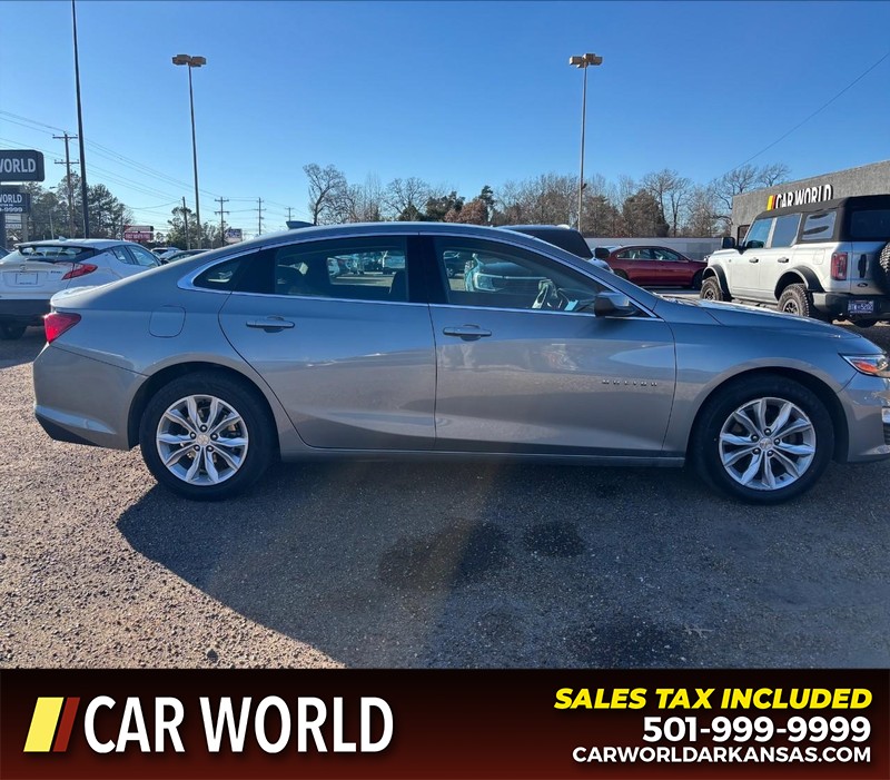 Chevrolet Malibu Vehicle Full-screen Gallery Image 2