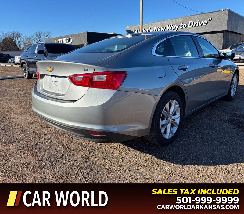 Chevrolet Malibu Vehicle Full-screen Gallery Image 3