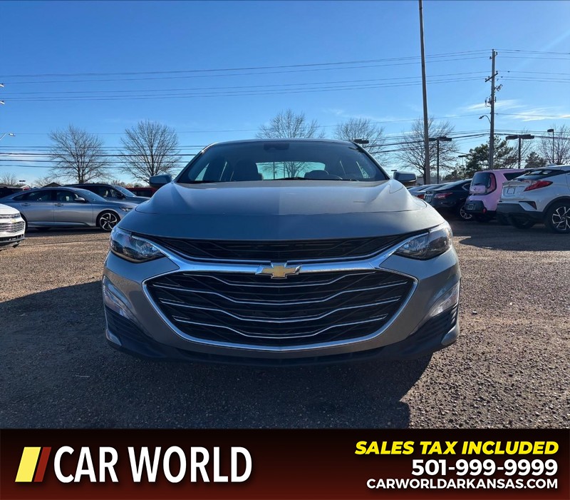 Chevrolet Malibu Vehicle Full-screen Gallery Image 10