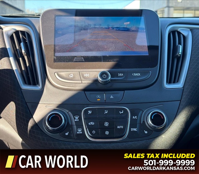 Chevrolet Malibu Vehicle Full-screen Gallery Image 18