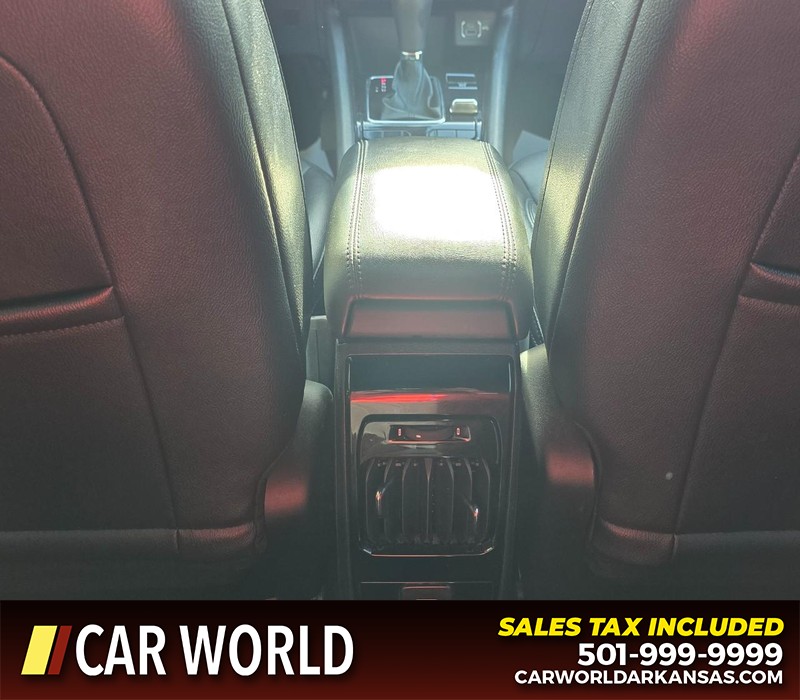 Jeep Compass Vehicle Full-screen Gallery Image 19