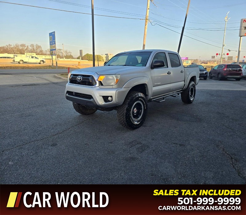 Toyota Tacoma Vehicle Full-screen Gallery Image 3