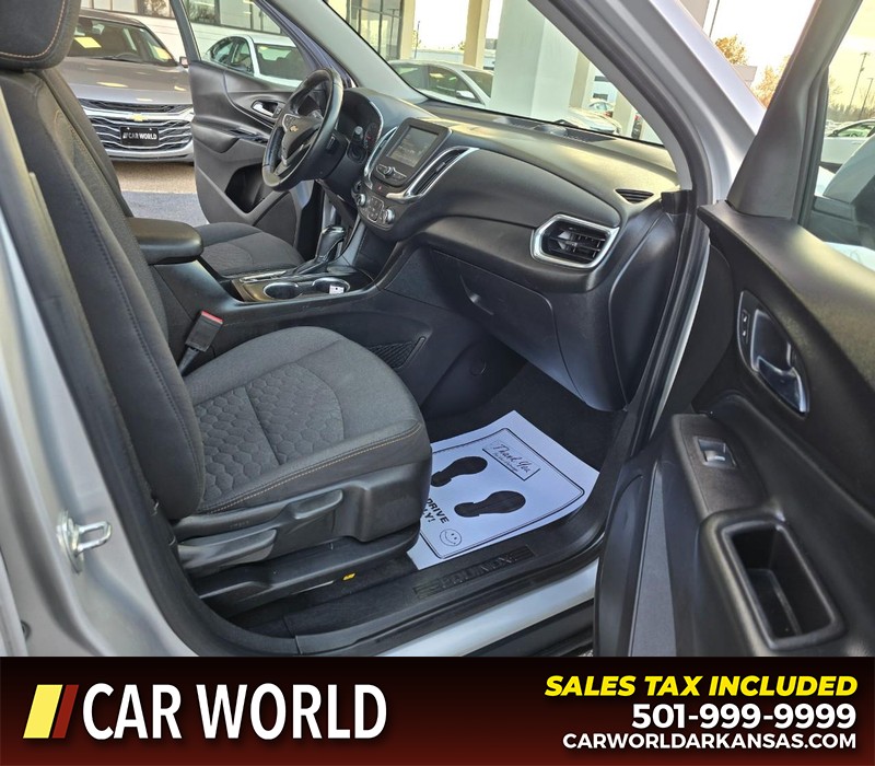 Chevrolet Equinox Vehicle Full-screen Gallery Image 11