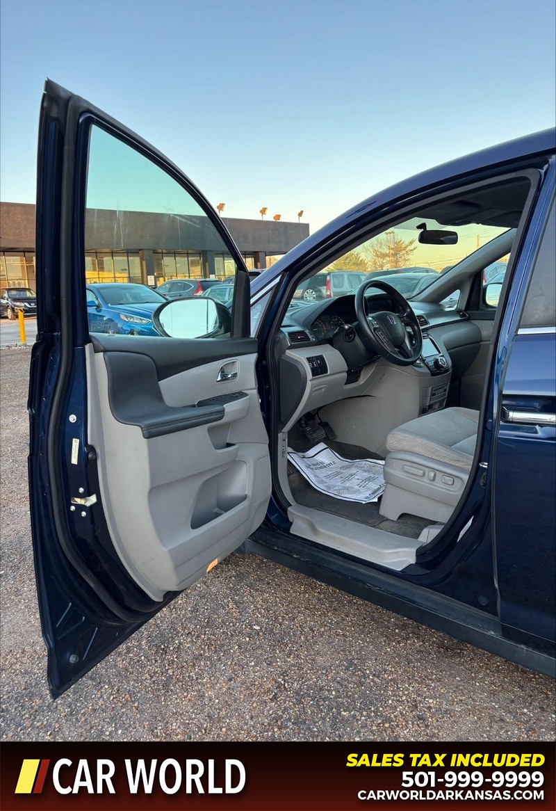 Honda Odyssey Vehicle Full-screen Gallery Image 10