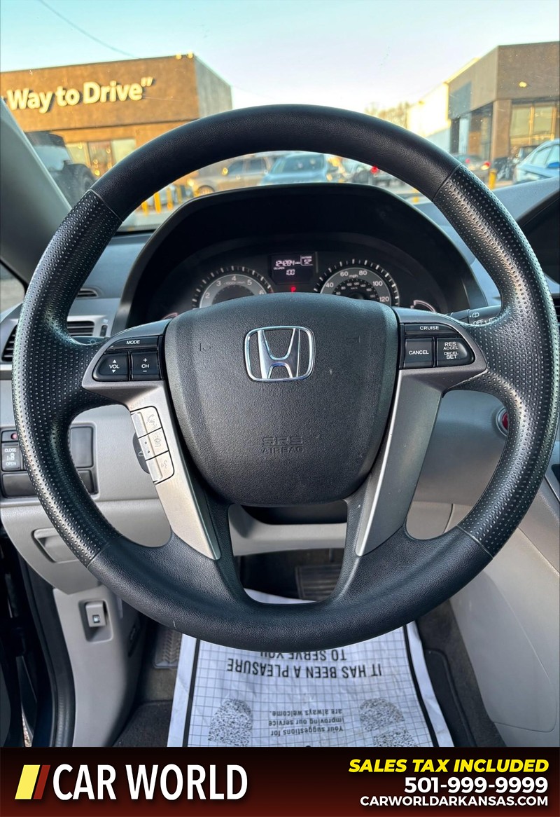 Honda Odyssey Vehicle Full-screen Gallery Image 19