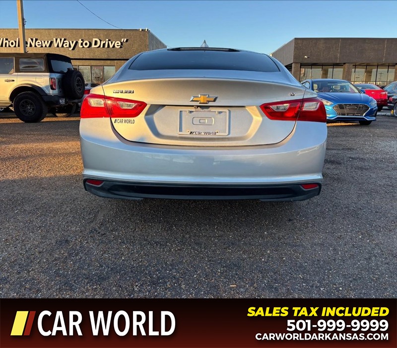 Chevrolet Malibu Vehicle Full-screen Gallery Image 4