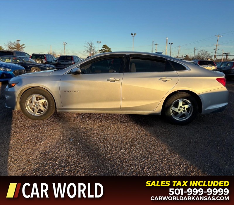 Chevrolet Malibu Vehicle Full-screen Gallery Image 8