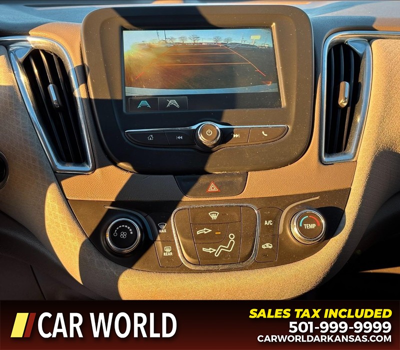 Chevrolet Malibu Vehicle Full-screen Gallery Image 18