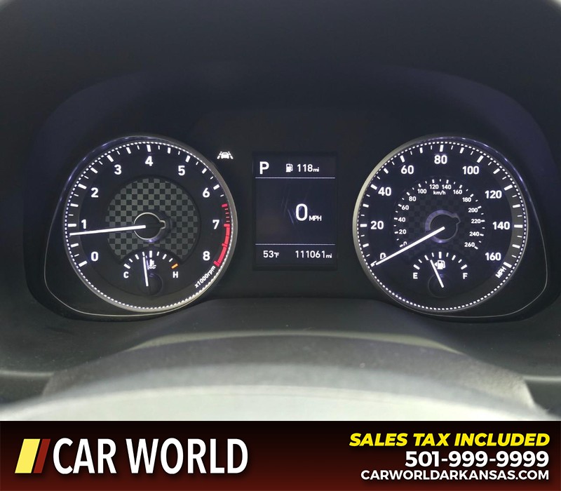 Hyundai Elantra Vehicle Full-screen Gallery Image 17