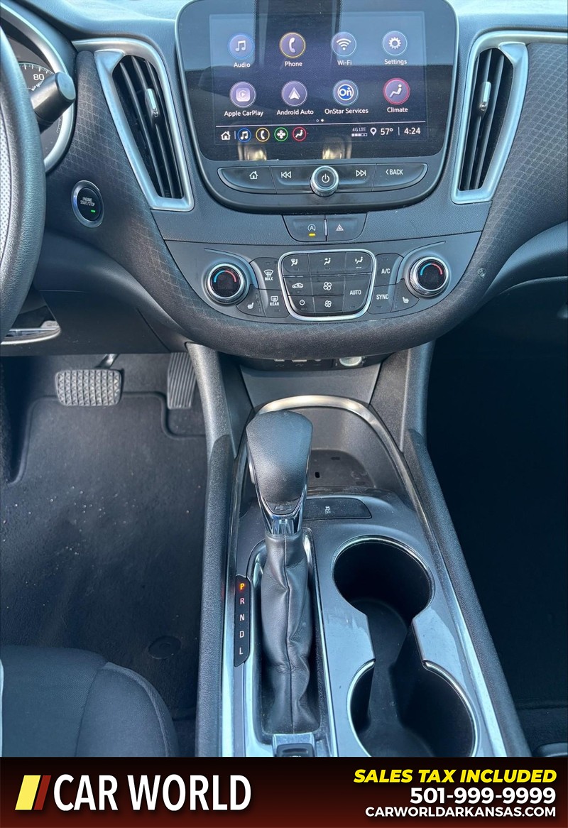 Chevrolet Malibu Vehicle Full-screen Gallery Image 17