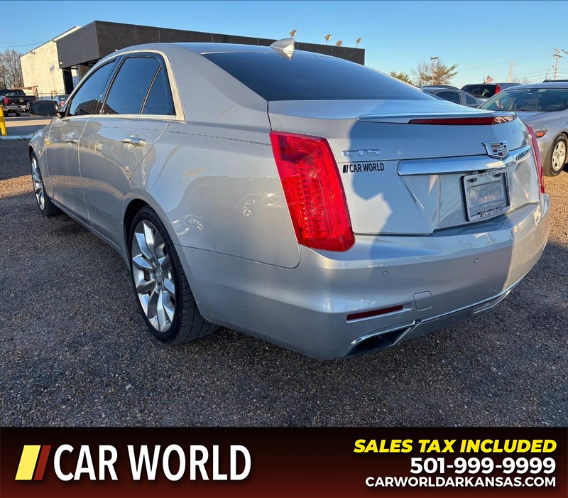 Cadillac CTS Sedan Vehicle Full-screen Gallery Image 7