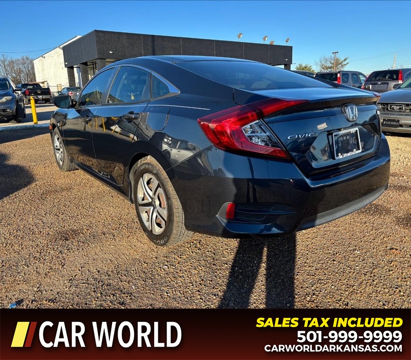 Honda Civic Sedan Vehicle Full-screen Gallery Image 7