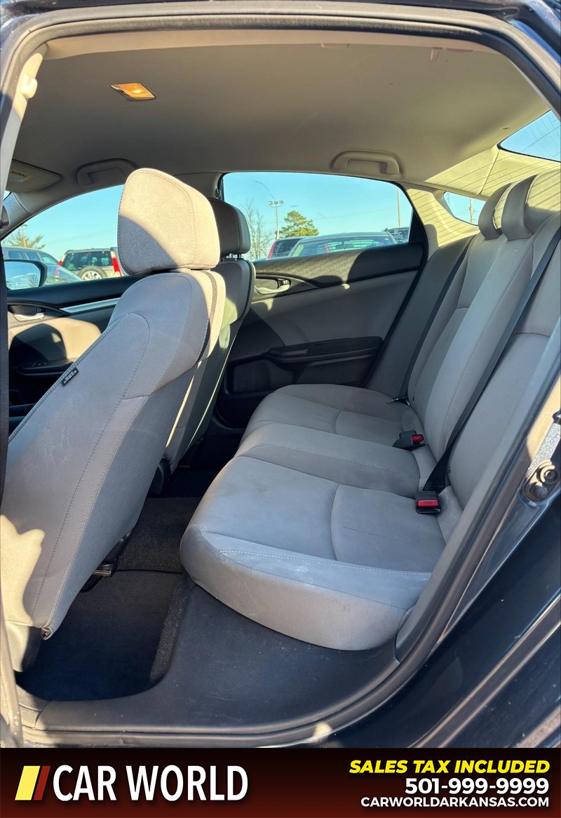 Honda Civic Sedan Vehicle Full-screen Gallery Image 15