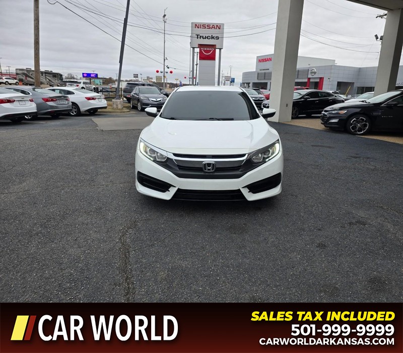 Honda Civic Sedan Vehicle Full-screen Gallery Image 2