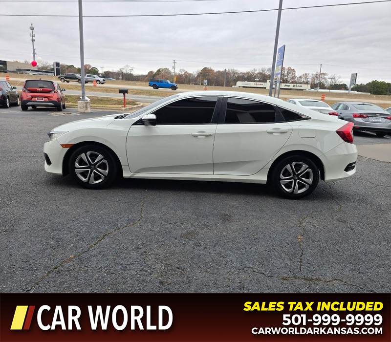 Honda Civic Sedan Vehicle Full-screen Gallery Image 4