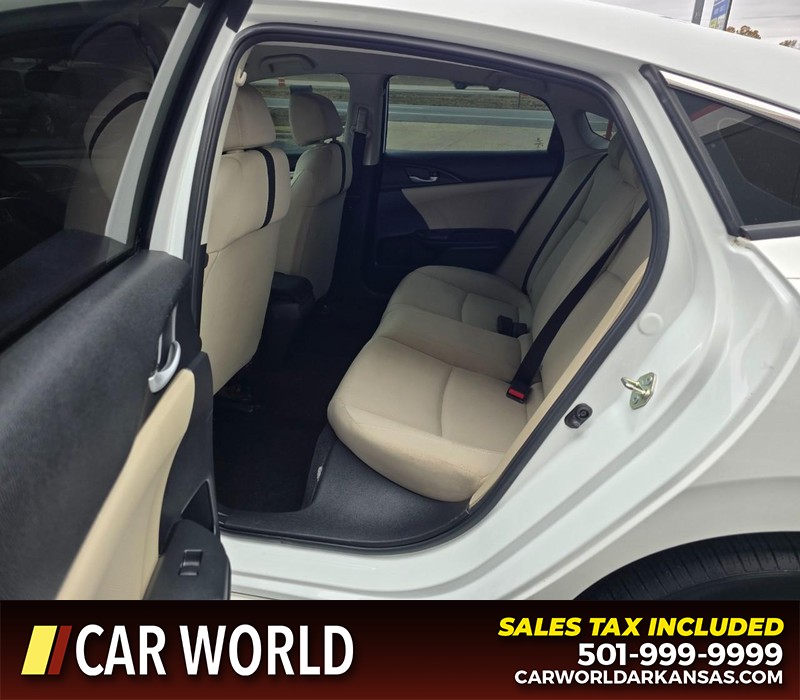 Honda Civic Sedan Vehicle Full-screen Gallery Image 10