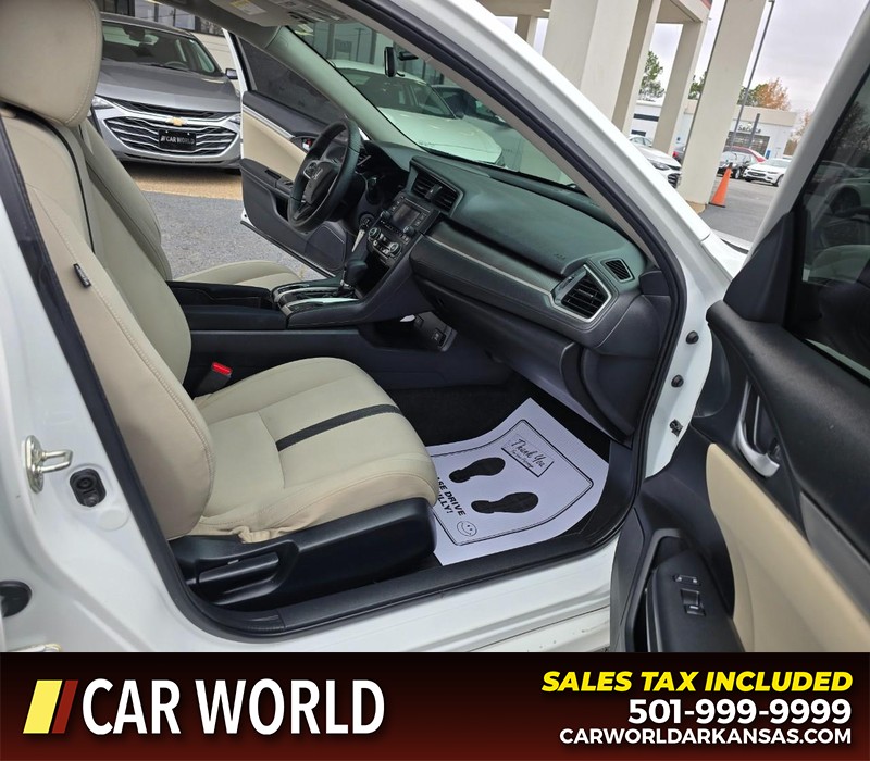 Honda Civic Sedan Vehicle Full-screen Gallery Image 11