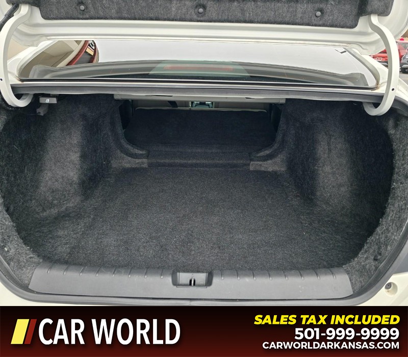 Honda Civic Sedan Vehicle Full-screen Gallery Image 14