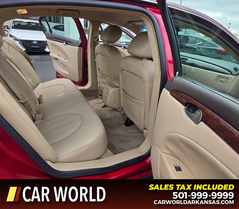 Buick Lucerne Vehicle Full-screen Gallery Image 13