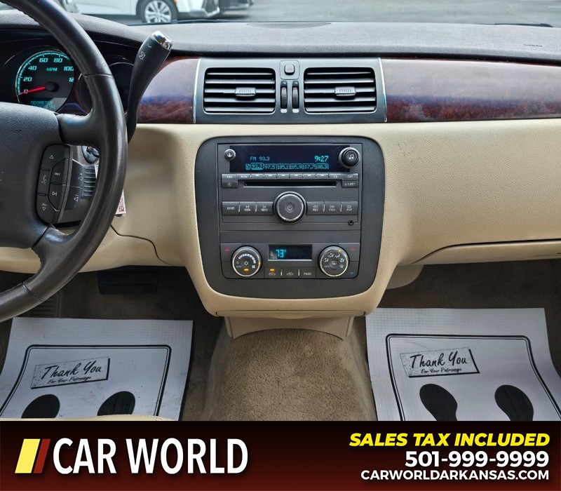 Buick Lucerne Vehicle Full-screen Gallery Image 18