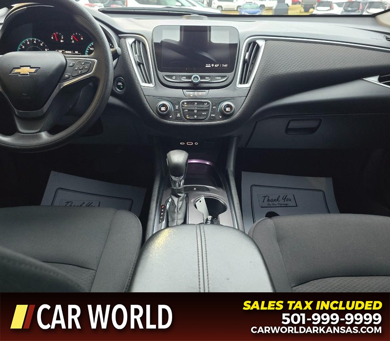 Chevrolet Malibu Vehicle Full-screen Gallery Image 18