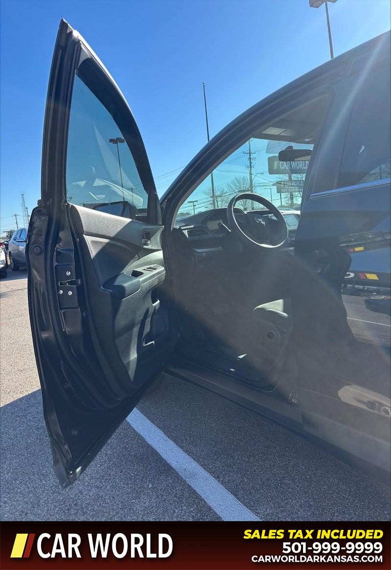 Honda CR-V Vehicle Full-screen Gallery Image 12