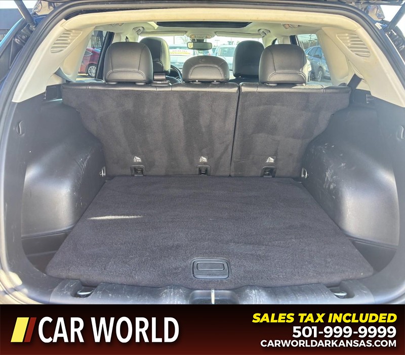 Jeep Compass Vehicle Full-screen Gallery Image 6