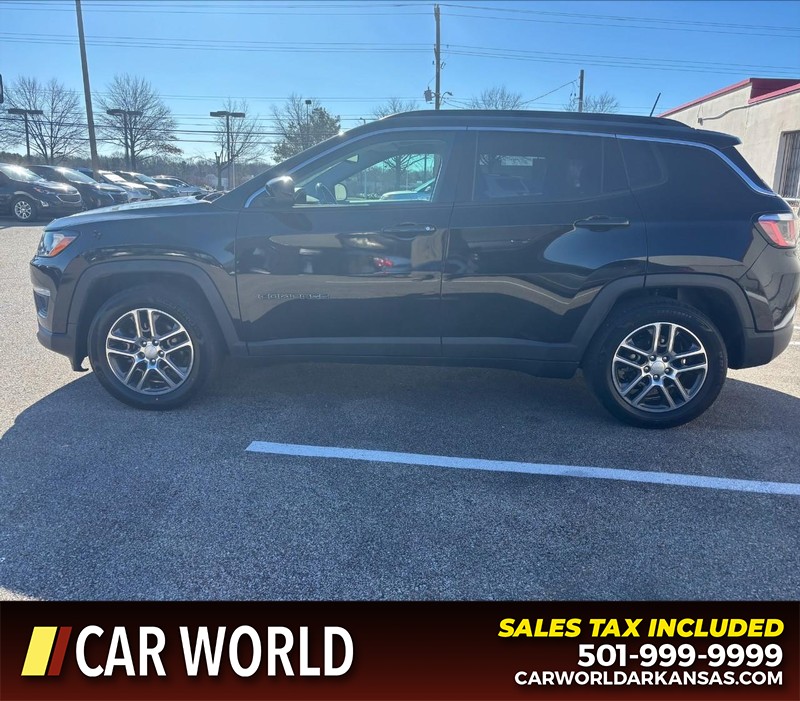 Jeep Compass Vehicle Full-screen Gallery Image 8